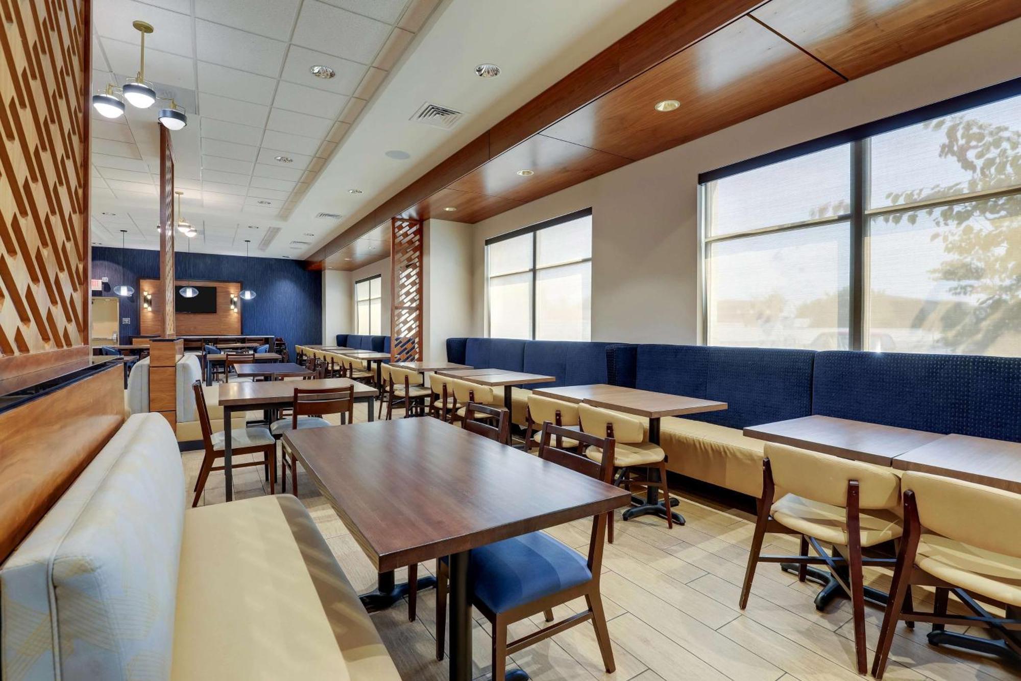 Drury Inn & Suites Lafayette In 외부 사진